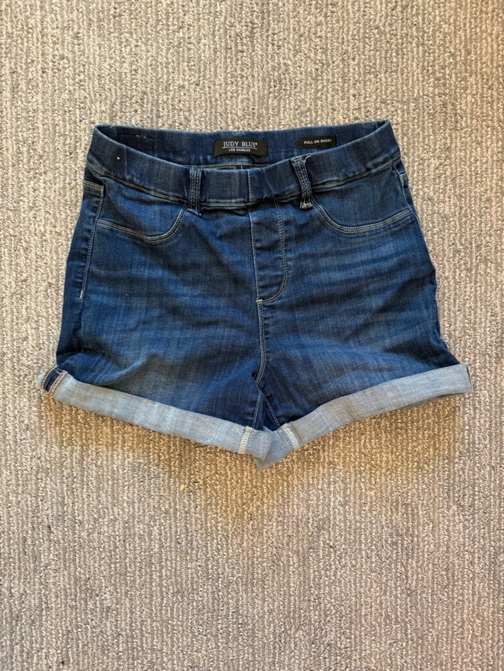 Judy Blue Pull On Denim Shorts Dark Wash Cuffed Stretch High Rise Size L Women’s